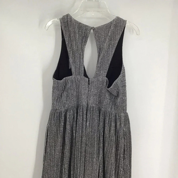 Aidan By Aidan Maddox Metallic Pleated Knit Formal Gown NWT Silver Black Size 2 - Picture 4 of 11